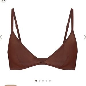 SKIMS ULTRA FINE MESH TRIANGLE BRALETTE L